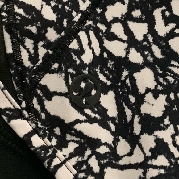 Lululemon Shorts - Picture 6 of 6